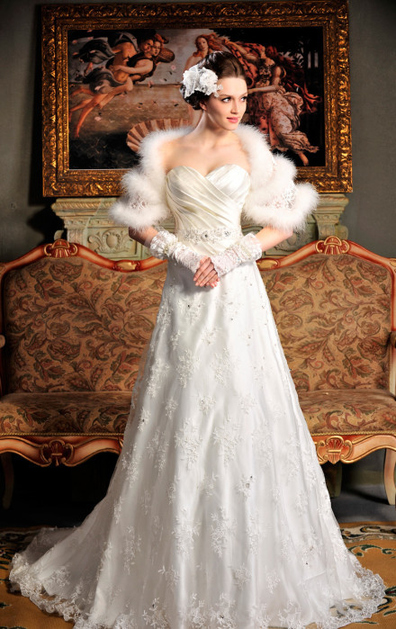 世界上最美的欧式婚纱图片第2张