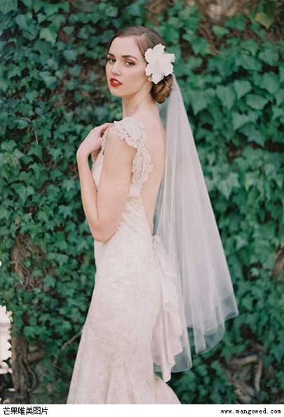 唯美的欧式新娘头纱婚纱摄影图片第1张
