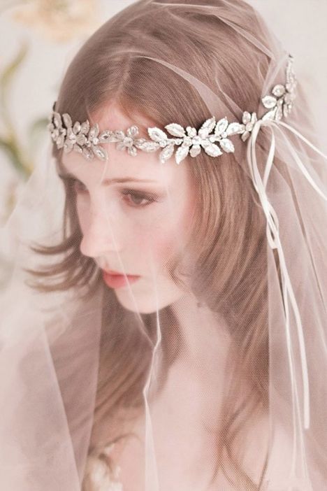 梦幻唯美的欧式新娘头纱婚纱摄影图片第1张