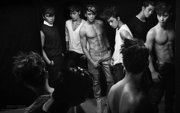 韩国帅哥2PM宣传照黑白风格第1张