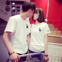 情侣头像韩国美女帅气浪漫接吻图第1张