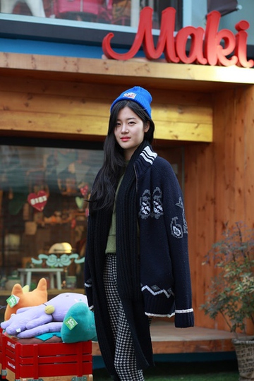 韩国美女街拍潮流时装图片第1张