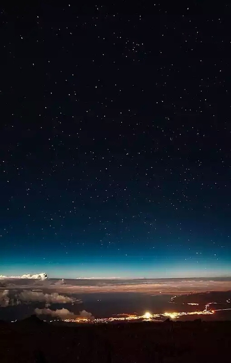 风景图片唯美夜空银河摄影作品第1张