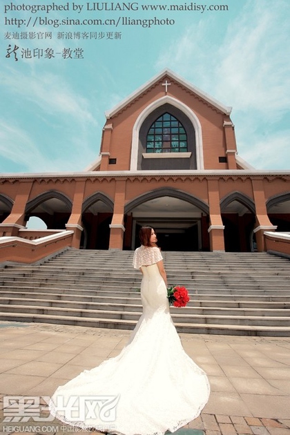 婚纱图片教堂写真高清组图第9张