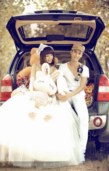 婚纱图片个性韩系风格外景写真第5张