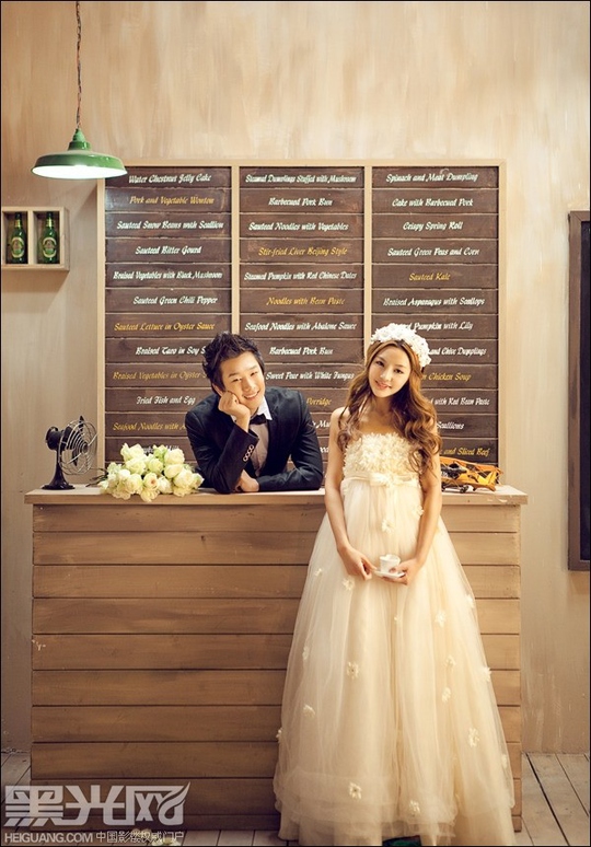 婚纱图片韩派风格内景写真第3张