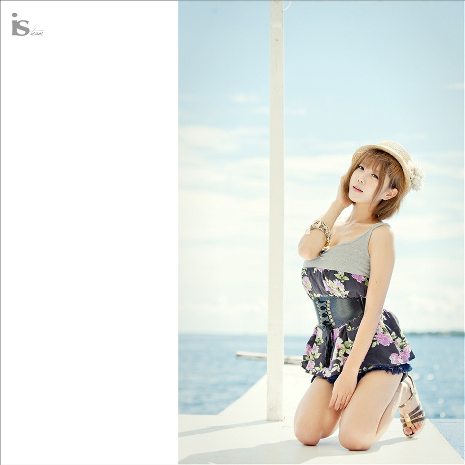 [美女写真] 韩国超模许允美 黑花连裙衣海边写真 （二）第3张
