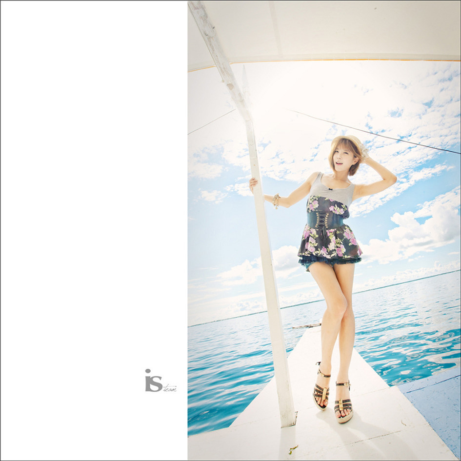 [美女写真] 韩国超模许允美 黑花连裙衣海边写真 （二）第4张