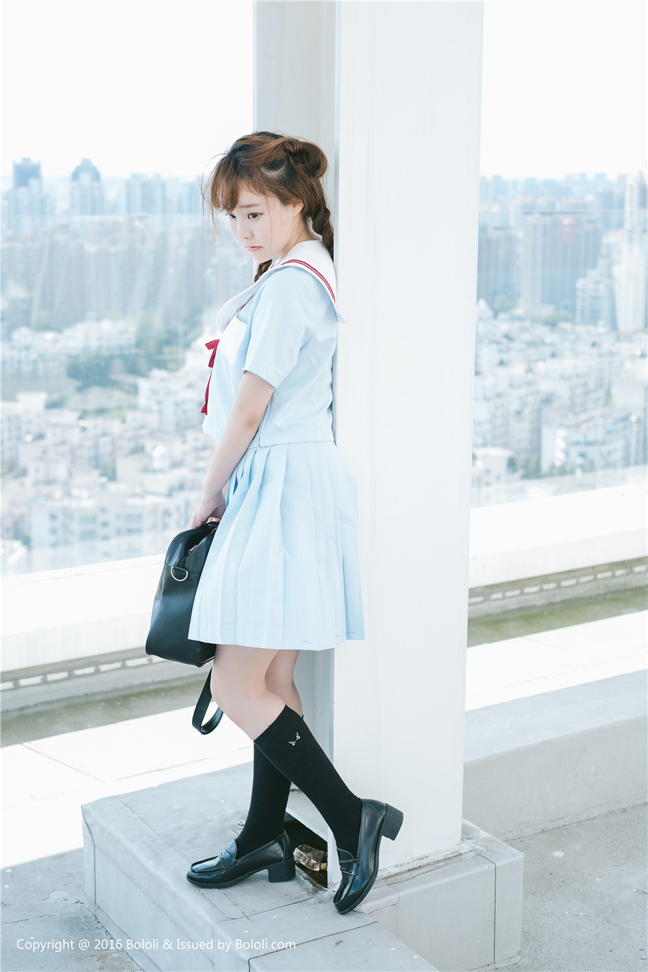 日系偶像女团 穿学生装的小萝莉柳侑绮可爱写真第5张