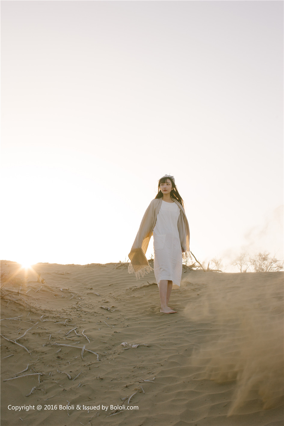 日系偶像女团KIMOE KIM009 沙漠之应 - 之应写真外景图片第4张
