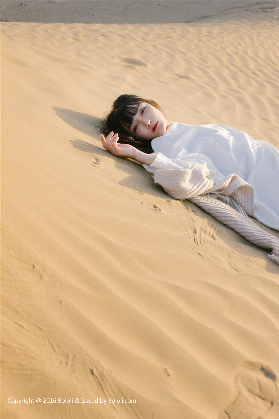 日系偶像女团KIMOE KIM009 沙漠之应 - 之应写真外景图片第6张