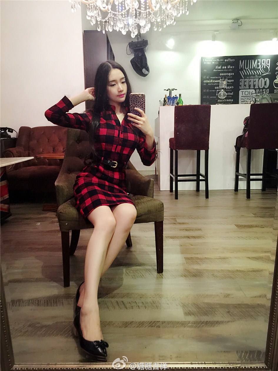 [美女自拍] 美到爆的上海大长腿妹子@糖糖吉祥腿真的很长 （二）第54张