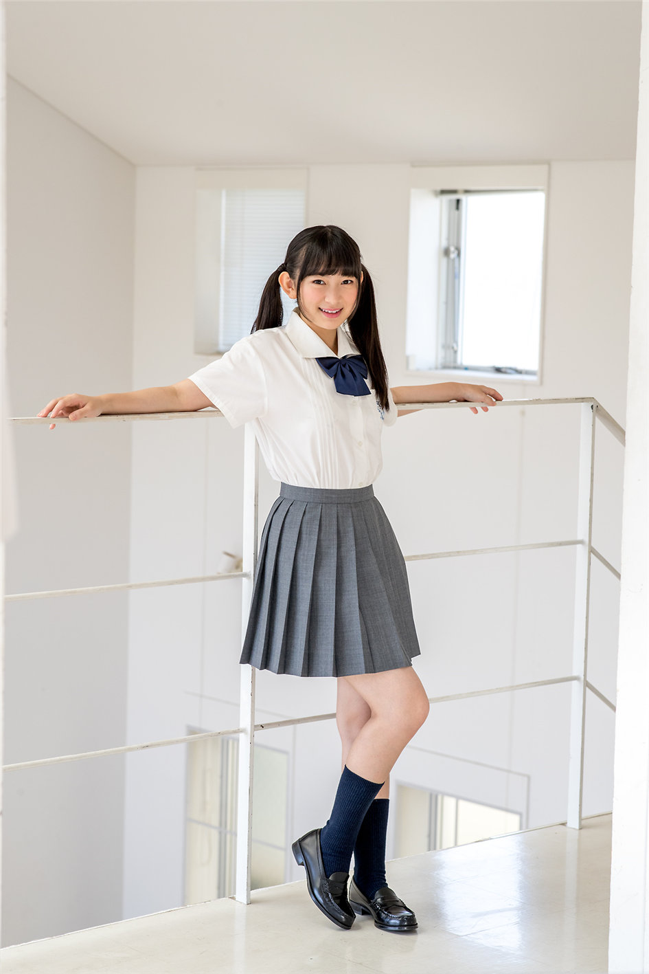 Minisuka.tv 超漂亮的日本美女河村みるく校服性感图片 NO.674第1张