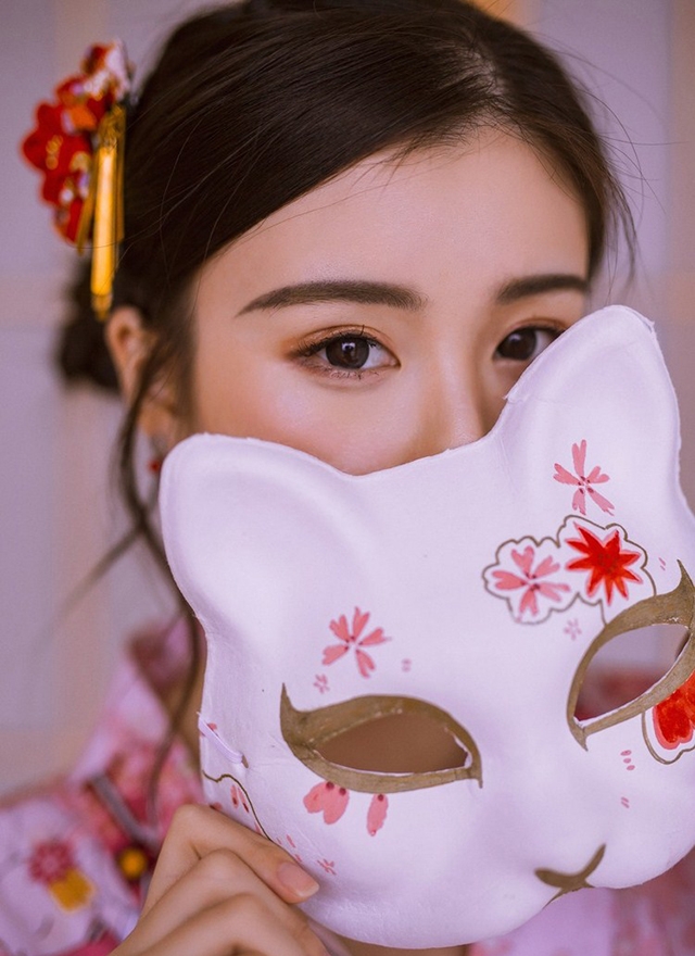 日本和服美女精致眉眼光滑牛奶肌图片第3张