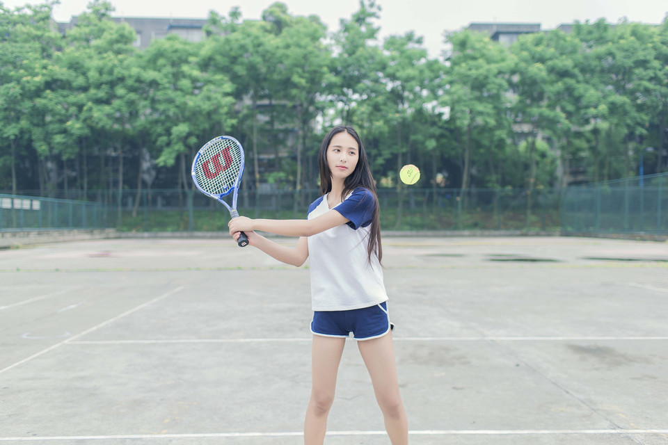 网球少女的开心生活学生制服运动内裤美女图第9张