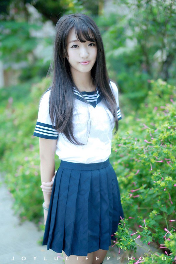 清纯的日本校花短裙极致诱惑亚洲美女摄影艺术写真图片第1张