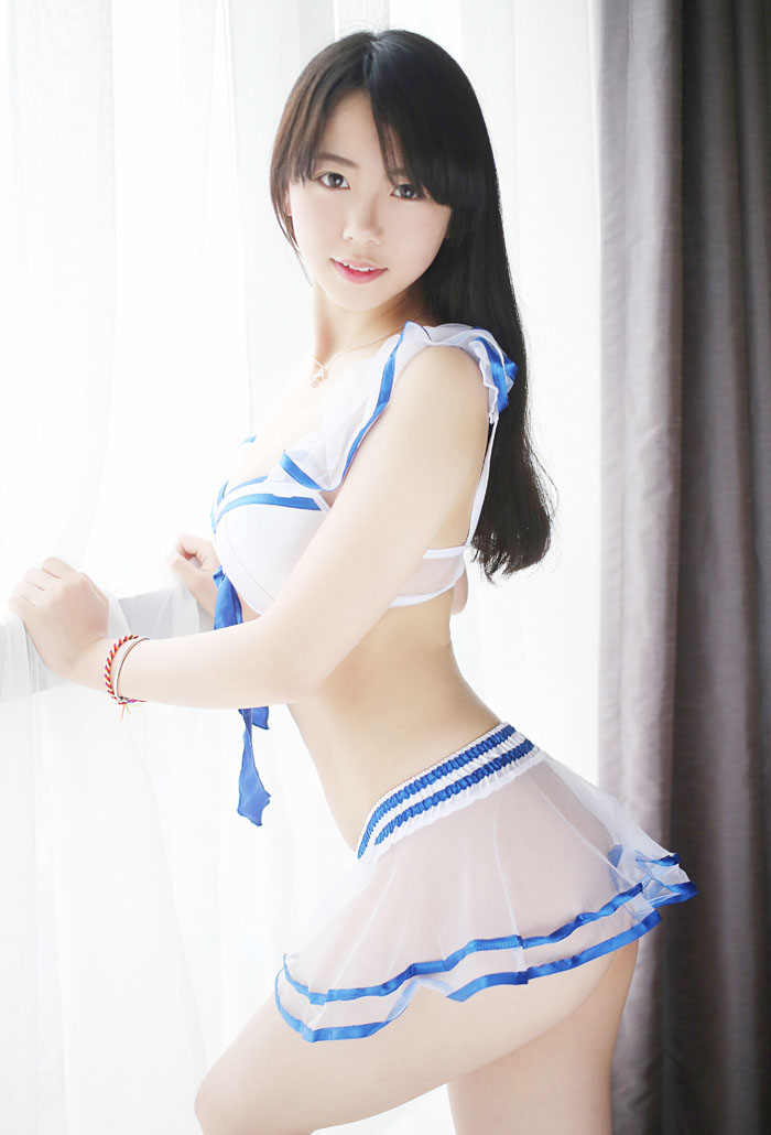 美女模特徐小宝蓝色制服迷人的美写真第1张