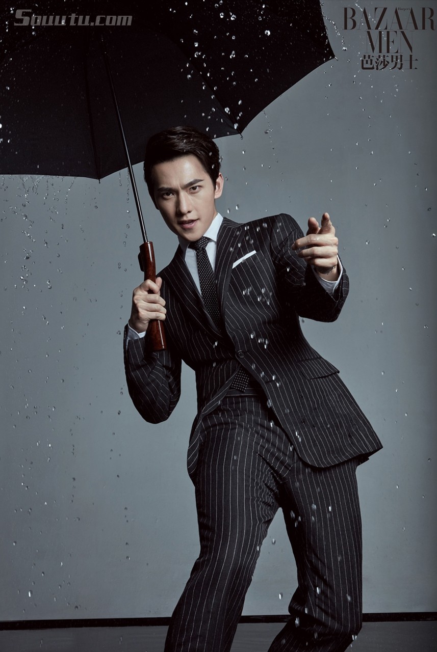 帅哥杨洋封面写真大片，手拿雨伞尽显型男魅力第5张