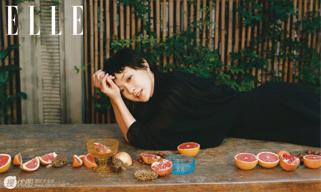 郭采洁时尚复古风《ELLE》杂志最新写真图片第1张